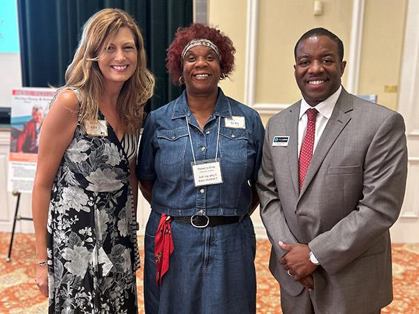 Dr. Seymour Brown attended the Seniors in Service Bridging Generations Breakfast at the Palma Ceia Country Club. Seniors in Service is an organization that has been in place for over 30 years providing opportunities for volunteers 55+.